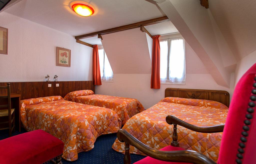 לורדה Hotel Du Commerce Et De Navarre מראה חיצוני תמונה